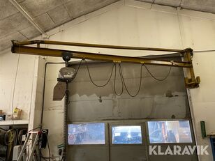 GIS Svingkran Gis med hejs Max 400 kg jib crane