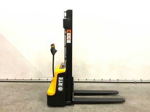 2023 RTE 6182 Stapelaar 3M dubbele ketting pallet stacker