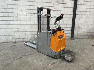 Still EXD-SF20  pallet stacker