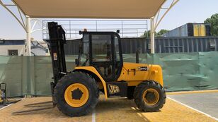 JCB 940 rough terrain forklift