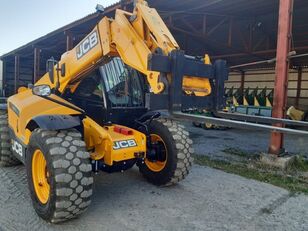 JCB 542-70 AgriPro telehandler